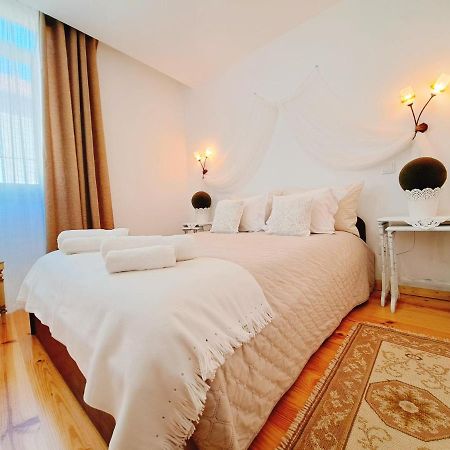 Casa Dos Sequeiras Tawny Apartment บีลาโนวาเดกายา ภายนอก รูปภาพ