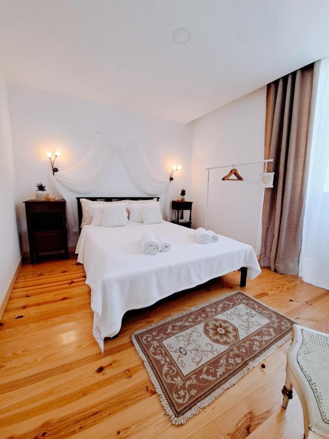 Casa Dos Sequeiras Tawny Apartment บีลาโนวาเดกายา ภายนอก รูปภาพ